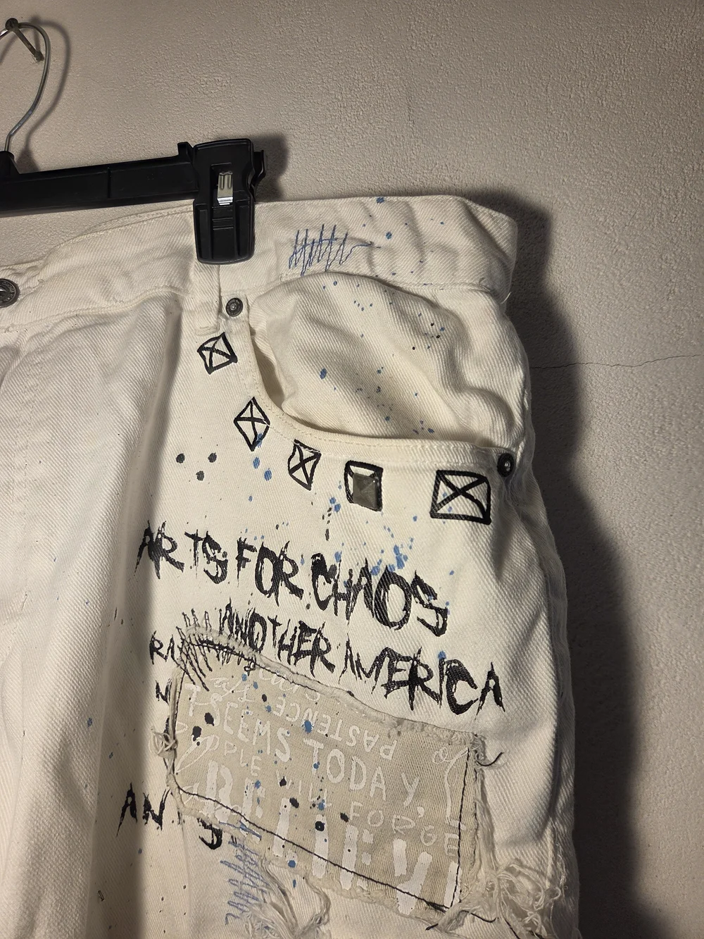 Smoke Rise Men's 42 White Denim Handmade Shorts Distressed Graffiti Paint Splat